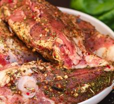 Jak dlouho marinovat krkovičku nebo lososa?