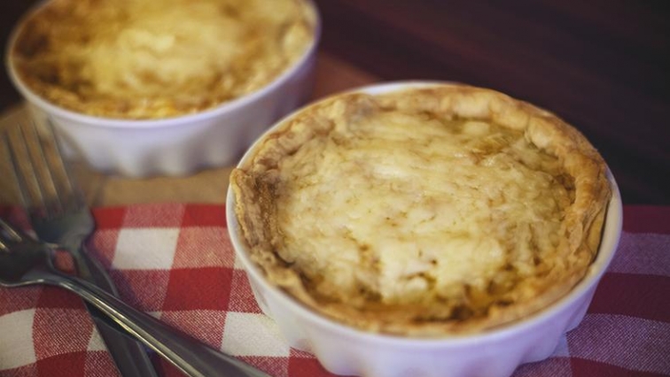 Cibulovo-sýrový quiche se špenátem