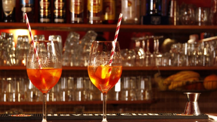 Koktejly, které si můžete připravit doma:  Nejlepší Aperol Spritz