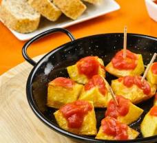 Patatas bravas