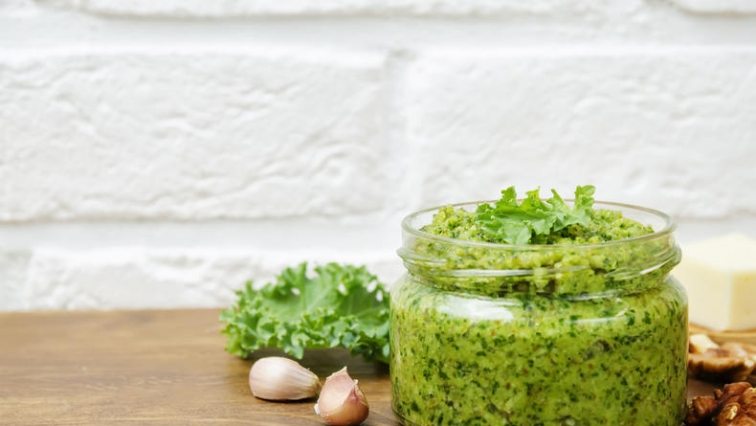 Kapustovo – sýrové pesto