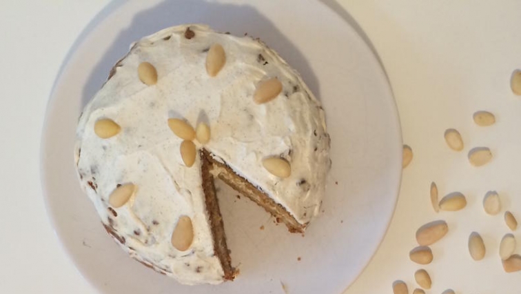 Fitness proteinový carrot cake