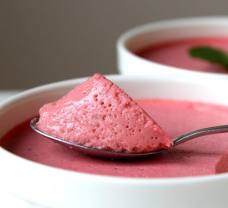 Jahodová panna cotta