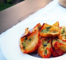 Conchiglioni con ricotta e spinaci (zapečené těstoviny se špenátem a ricottou)