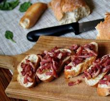 Bruschetta s pancettou