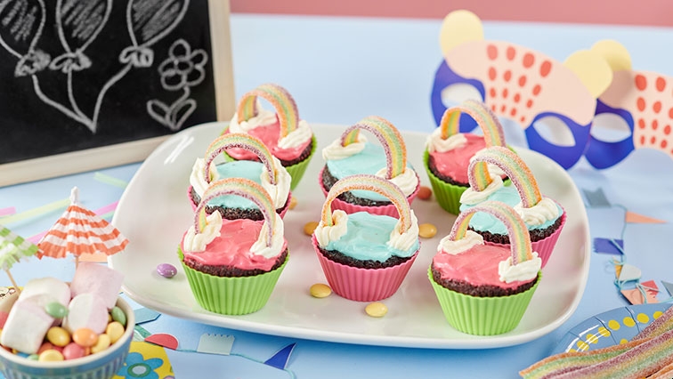 Duhové cupcakes