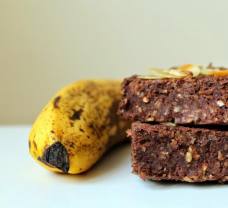 Vegan fazolové brownies s arašídovým máslem