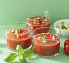 Raw studená polévka ,,gazpacho”